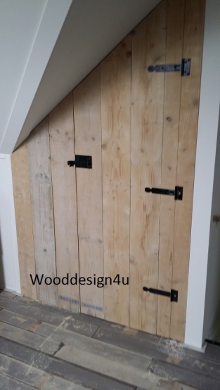 Barndoor van steigerhout