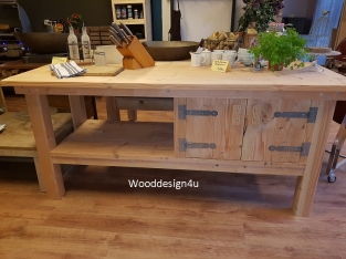 Kooktafel van douglashout